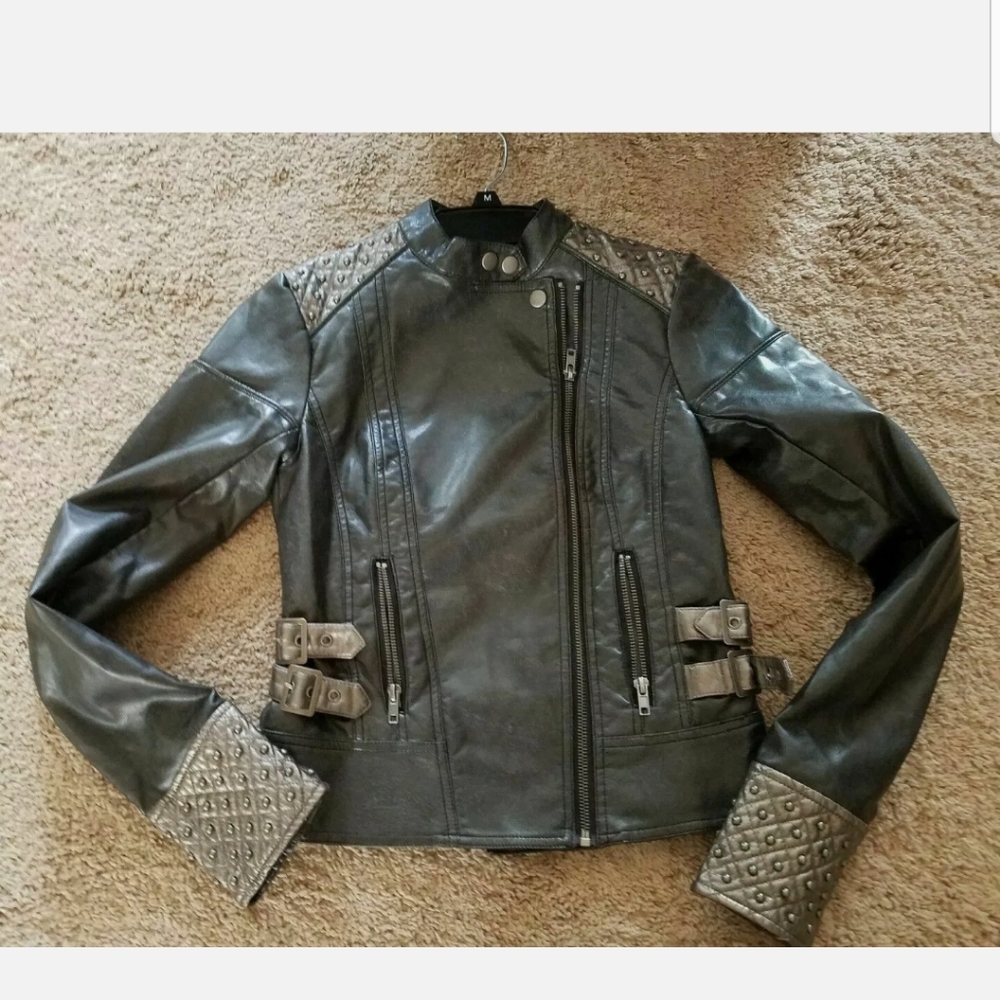 womans BKE outerwear leather jacket size m